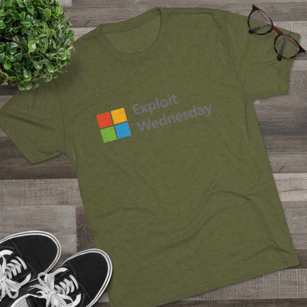 Exploit Wednesday (Men's T-Shirt)